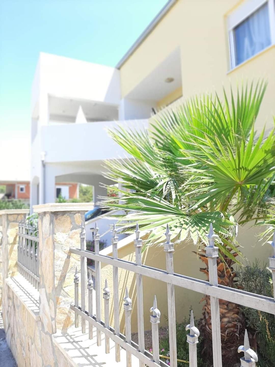 Apartman Dawidh Szybenik Zewnętrze zdjęcie