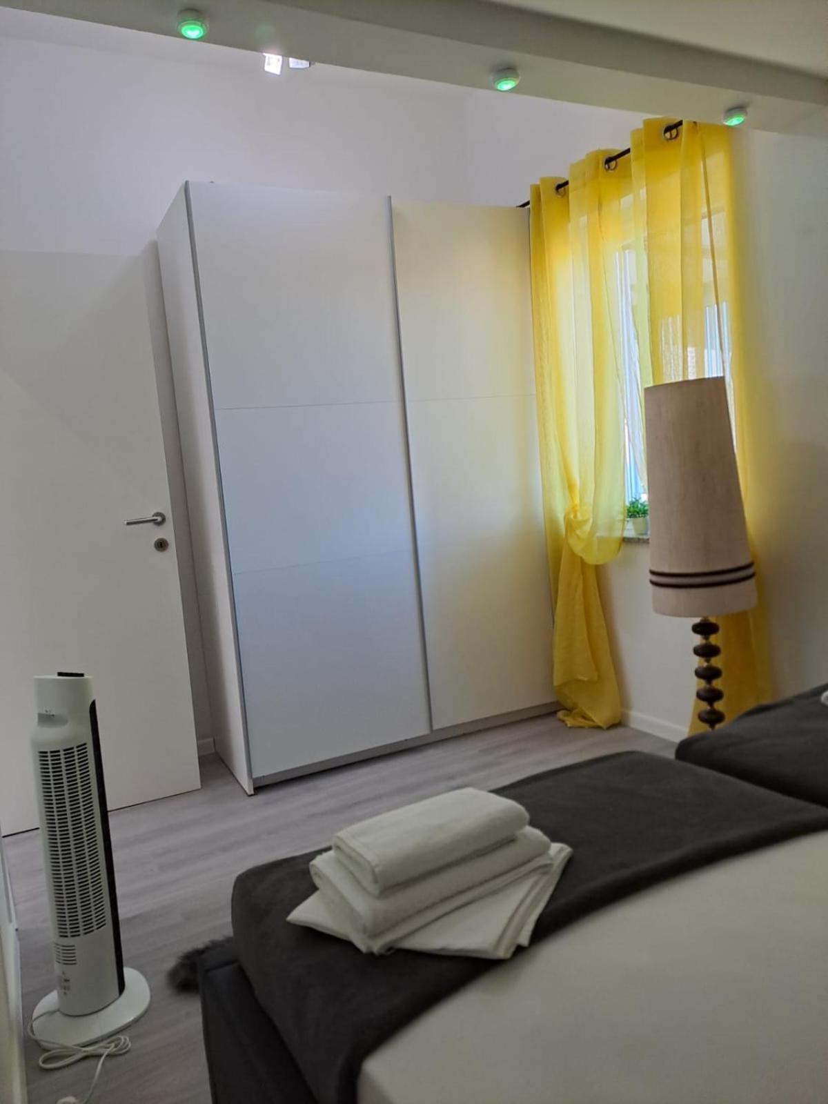 Apartman Dawidh Szybenik Pokój zdjęcie
