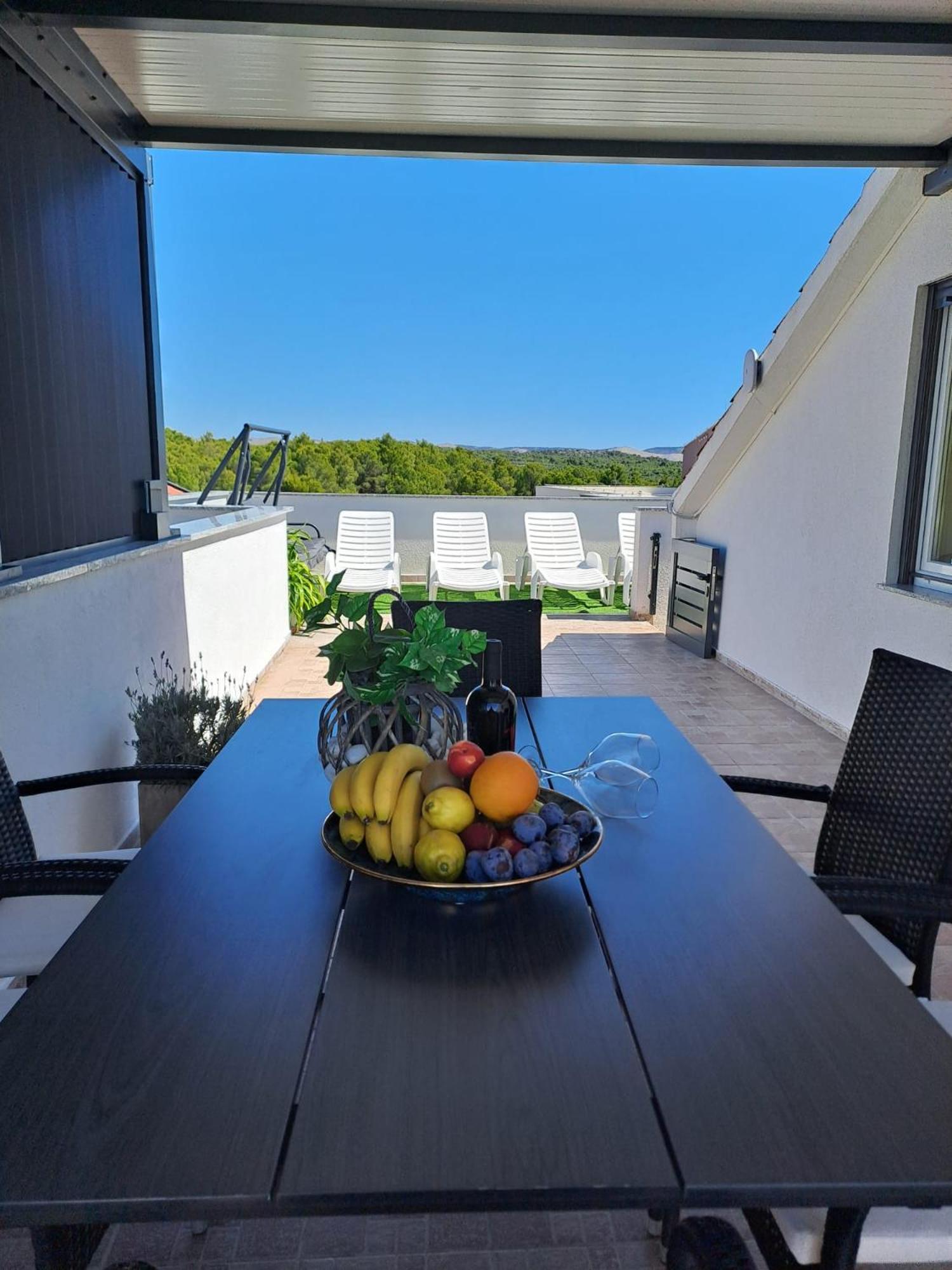 Apartman Dawidh Szybenik Pokój zdjęcie